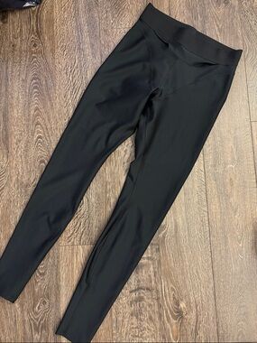 ALO Yoga Black High-Rise Leggings